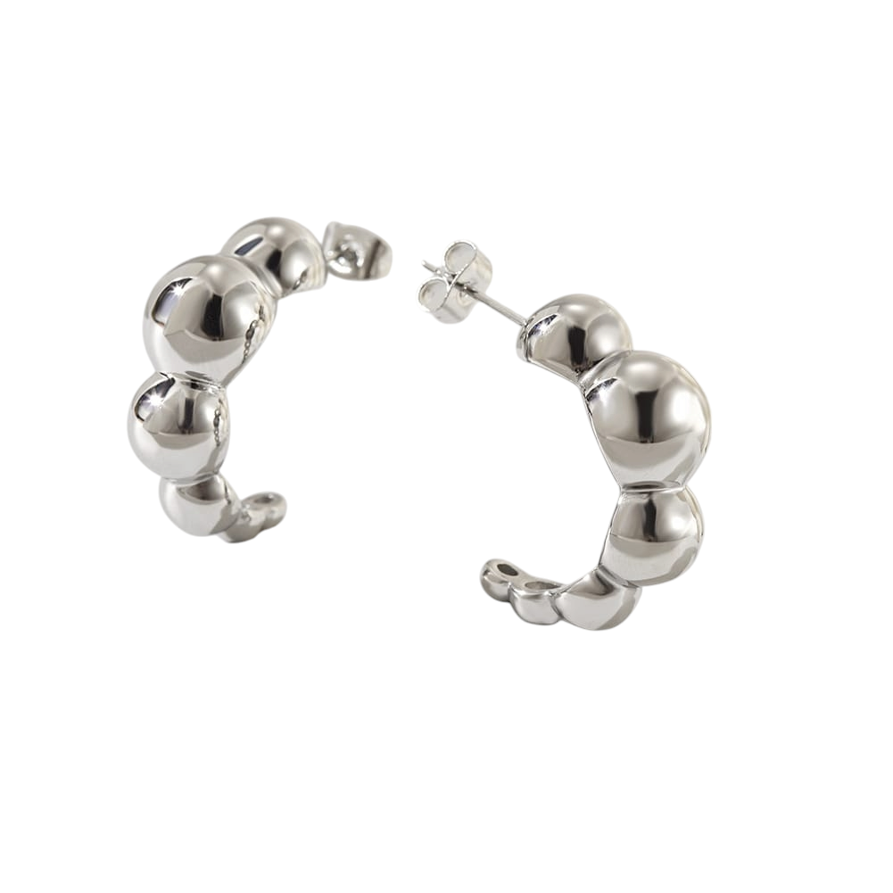 Maia Hoops