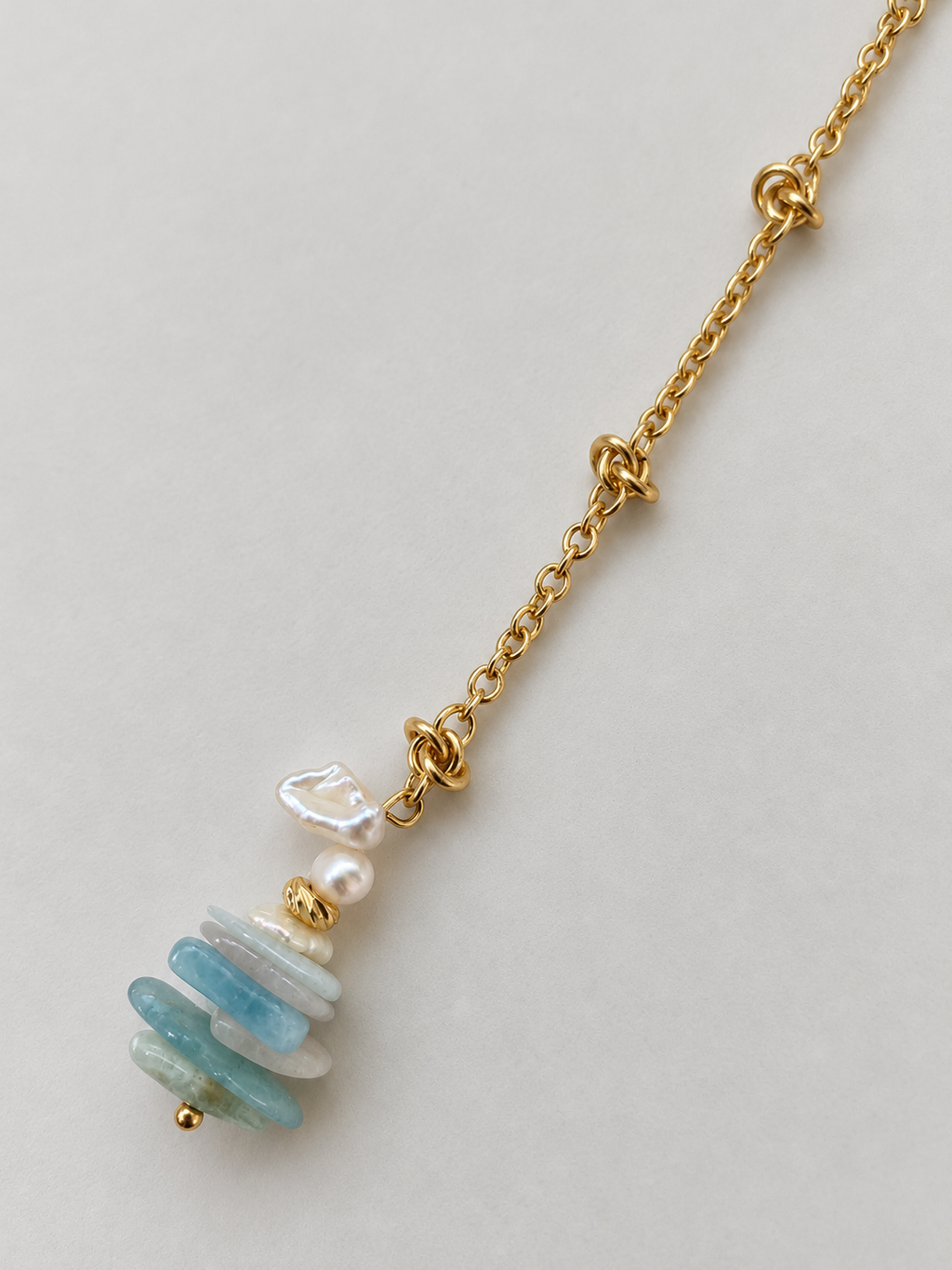 Capri Lariat